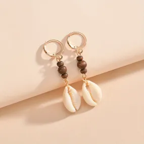 Add a touch of vintage elegance with our Seashell Dangle Wooden Bead Earrings for Women