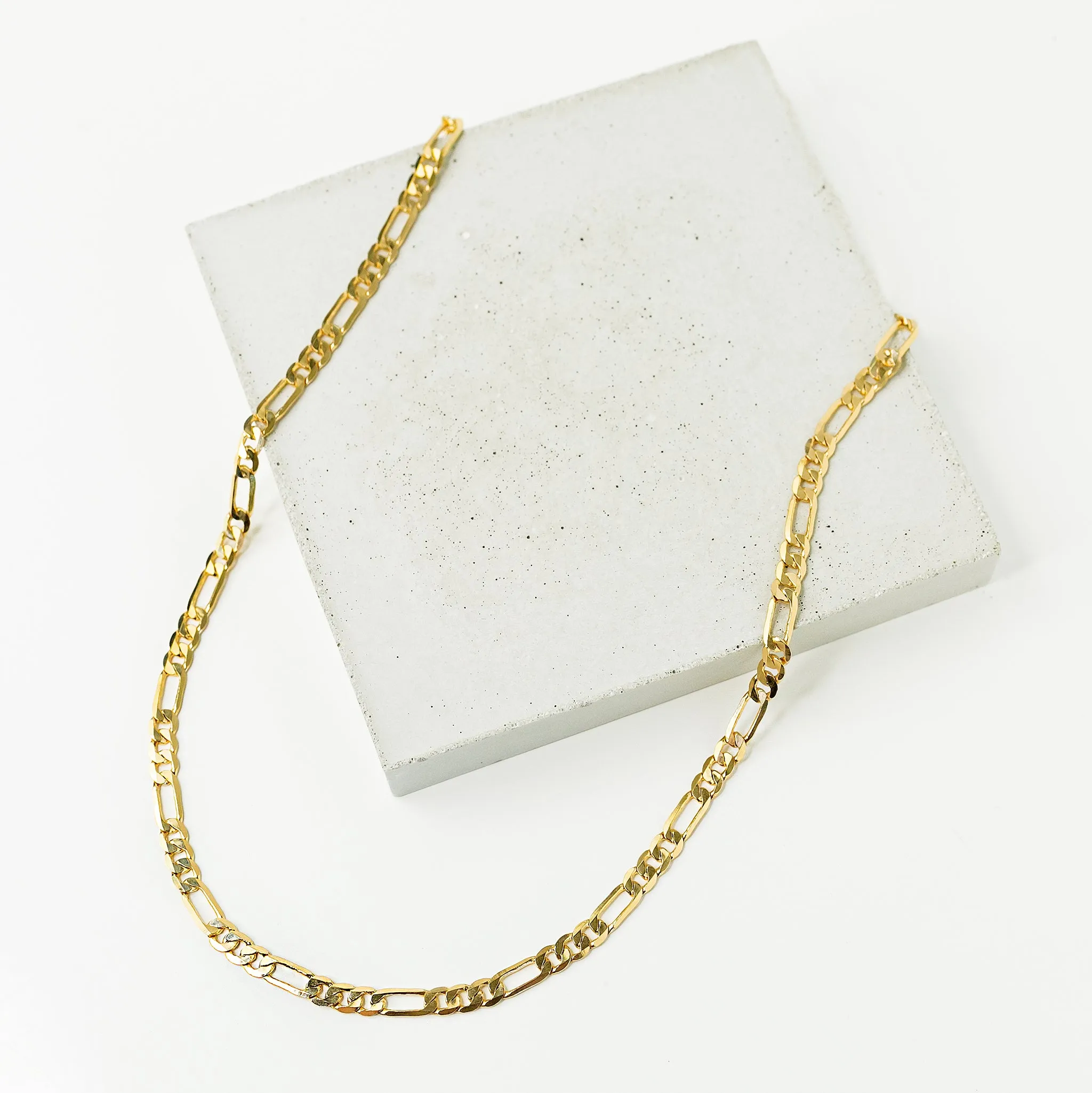 Luxe Beveled Figaro Chain Necklace