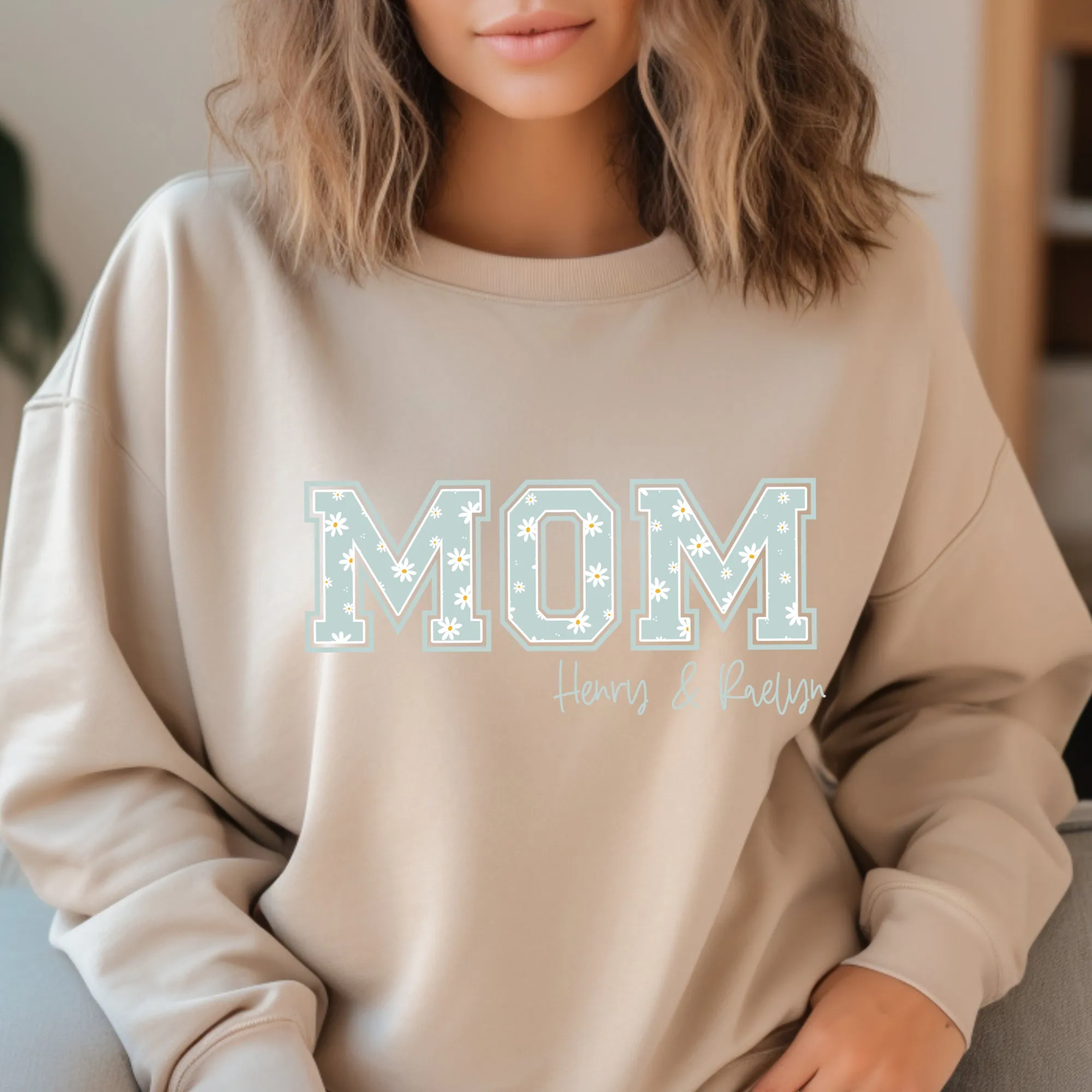 MOM Blue Daisy -  PERSONALIZED HOODIE/CREWNECK