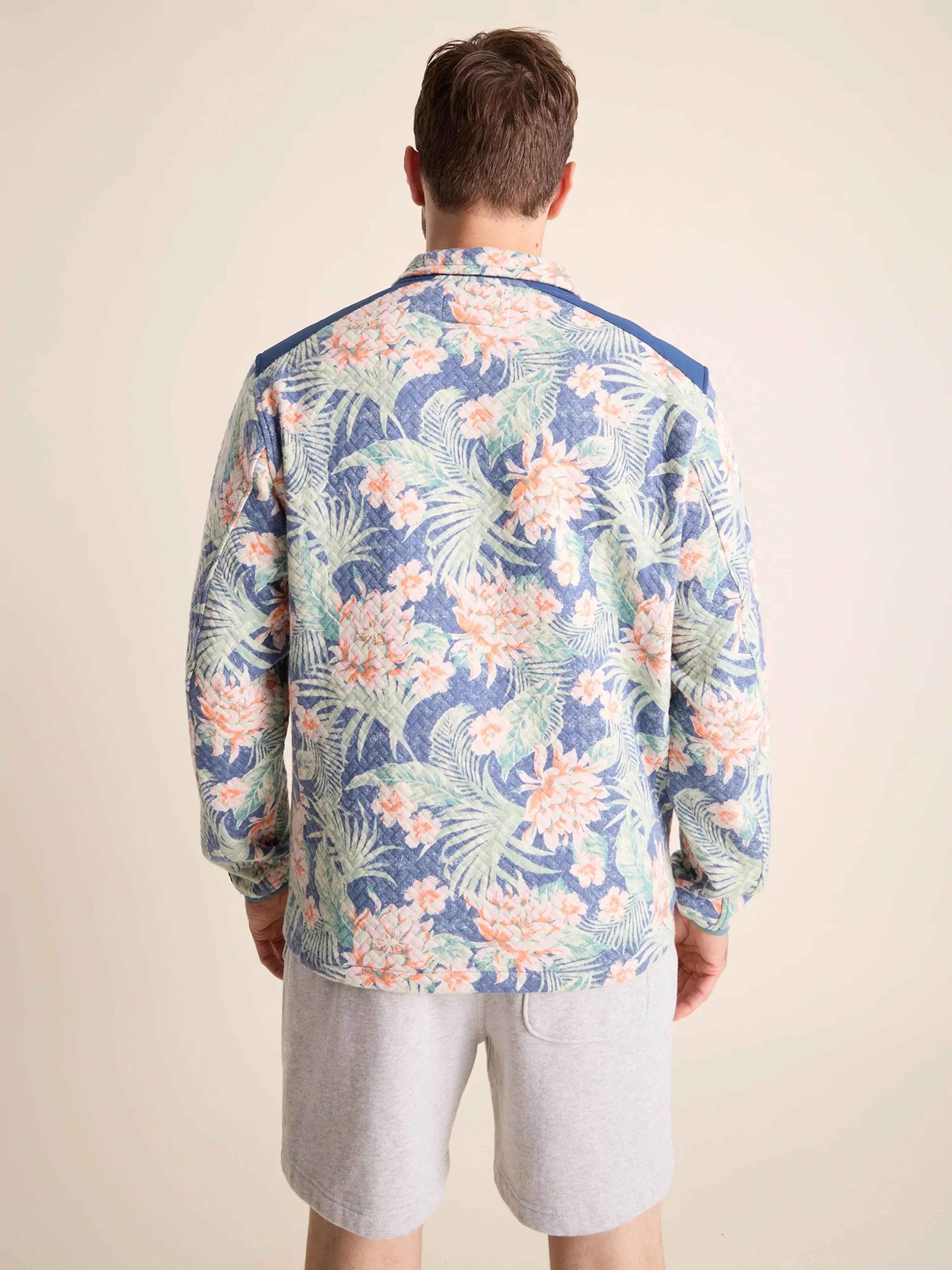 The Resort Wear (Quilted Quarter-Zip)