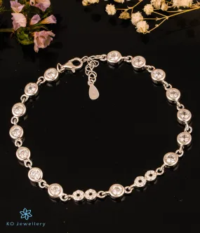 The Shining Solitaire Silver Bracelet