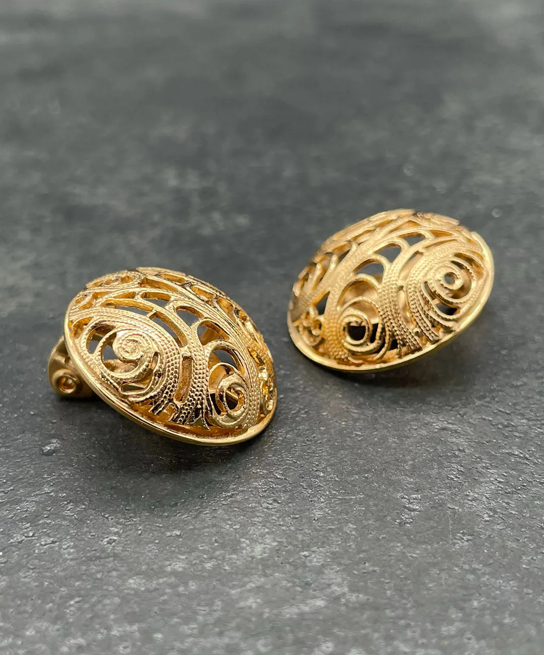 【USA輸入】ヴィンテージ MONET フィリグリー イヤリング/Vintage MONET Filigree Clip On Earrings